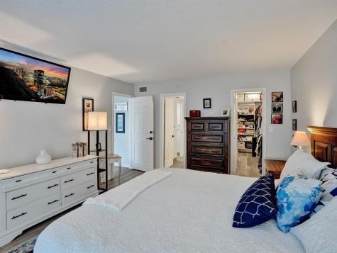 3051 NE 48th Street Fort Lauderdale FL 33308