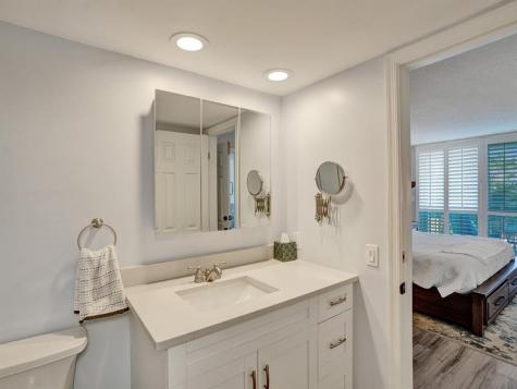 3051 NE 48th Street Fort Lauderdale FL 33308