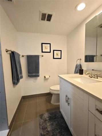 3051 NE 48th Street Fort Lauderdale FL 33308