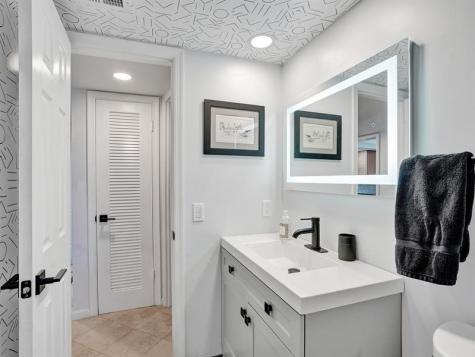3051 NE 48th Street Fort Lauderdale FL 33308