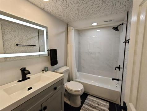 3051 NE 48th Street Fort Lauderdale FL 33308