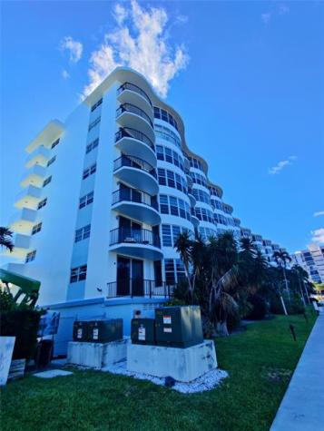 3051 NE 48th Street Fort Lauderdale FL 33308
