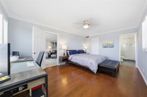 1332 Bayview Drive Fort Lauderdale FL 33304