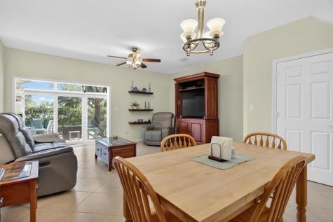 8204 Santa Monica Avenue Tamarac FL 33321