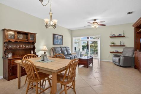 8204 Santa Monica Avenue Tamarac FL 33321