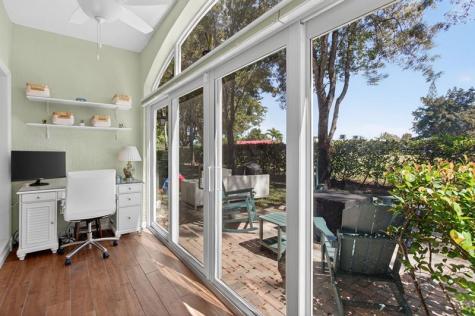 8204 Santa Monica Avenue Tamarac FL 33321