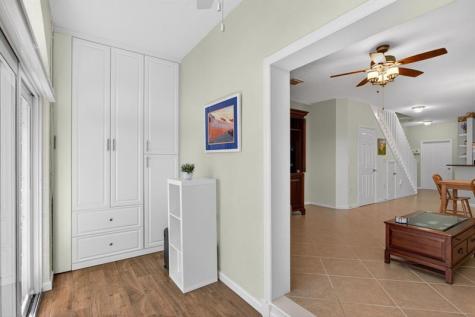 8204 Santa Monica Avenue Tamarac FL 33321