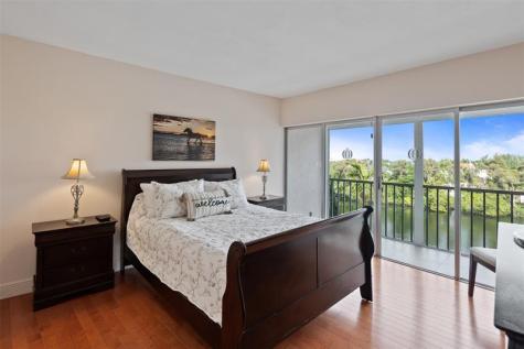 1301 E Hillsboro Boulevard Deerfield Beach FL 33441