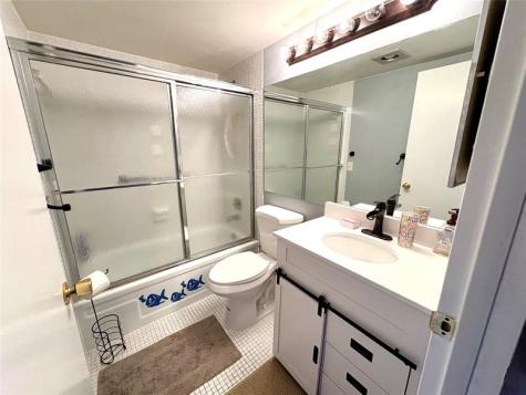 4046 Guildford C Boca Raton FL 33434