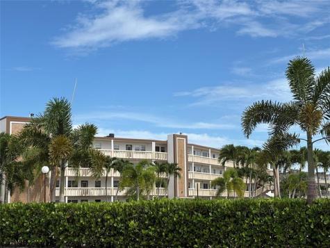 4046 Guildford C Boca Raton FL 33434