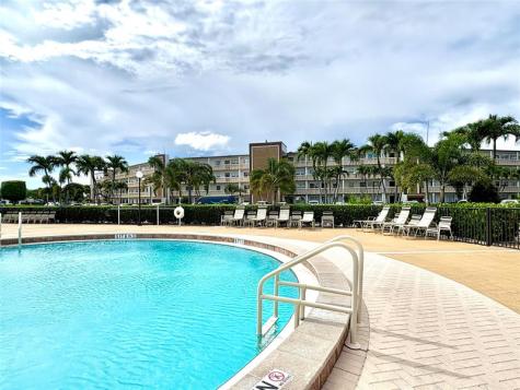 4046 Guildford C Boca Raton FL 33434