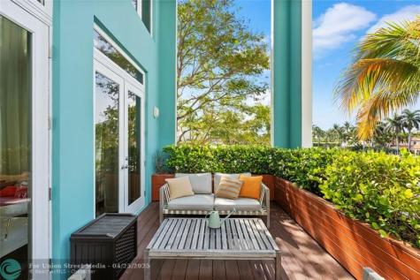 6001 Laguna Path S Miami Beach FL 33141