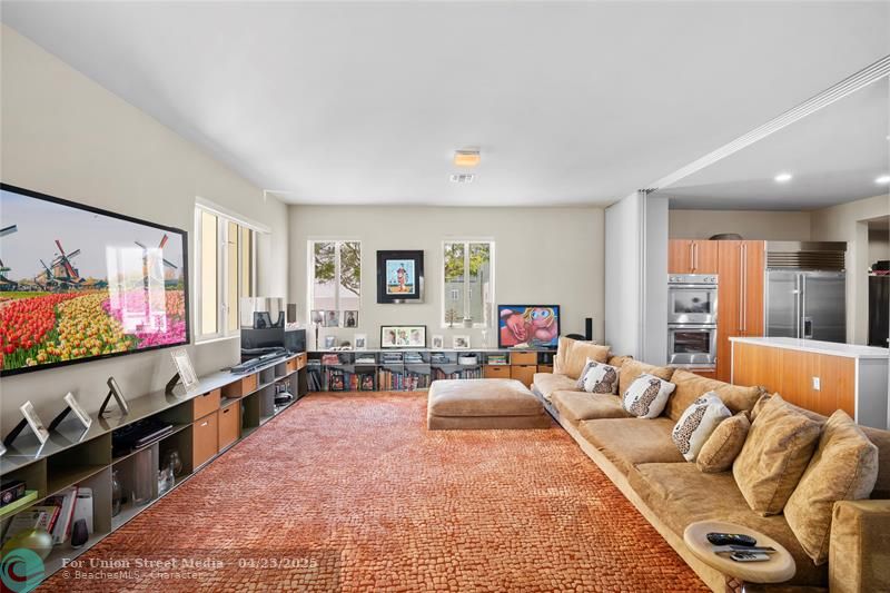 6001 Laguna Path S Miami Beach FL 33141