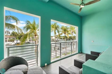 6001 Laguna Path S Miami Beach FL 33141
