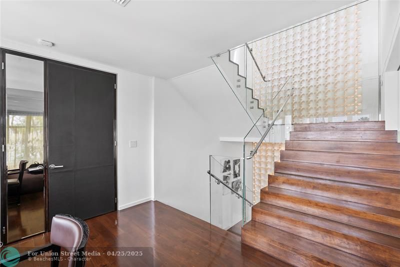 6001 Laguna Path S Miami Beach FL 33141