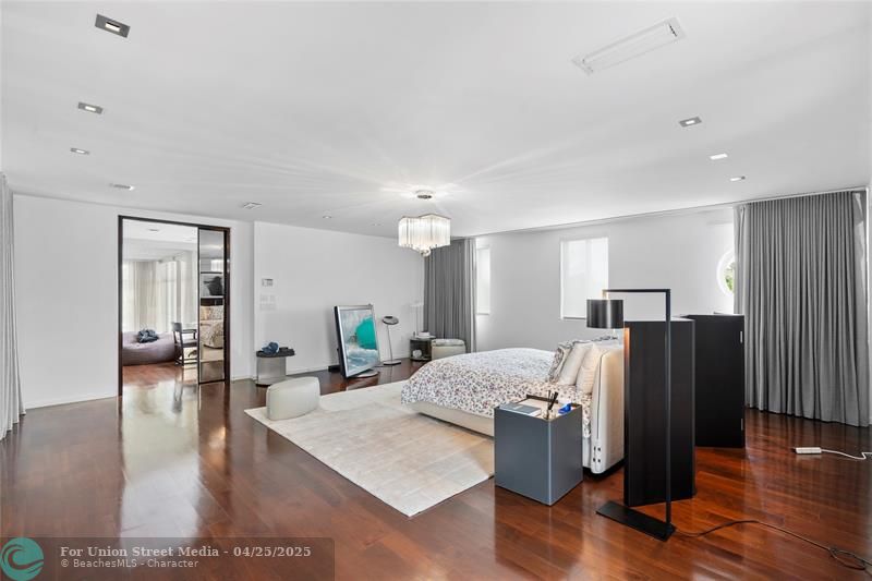 6001 Laguna Path S Miami Beach FL 33141