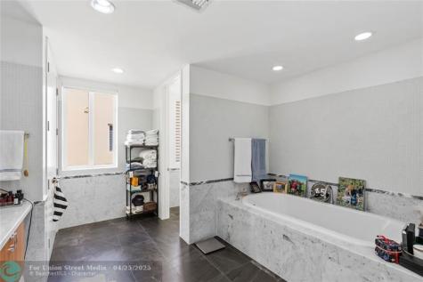 6001 Laguna Path S Miami Beach FL 33141