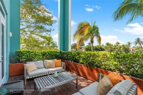 6001 Laguna Path S Miami Beach FL 33141