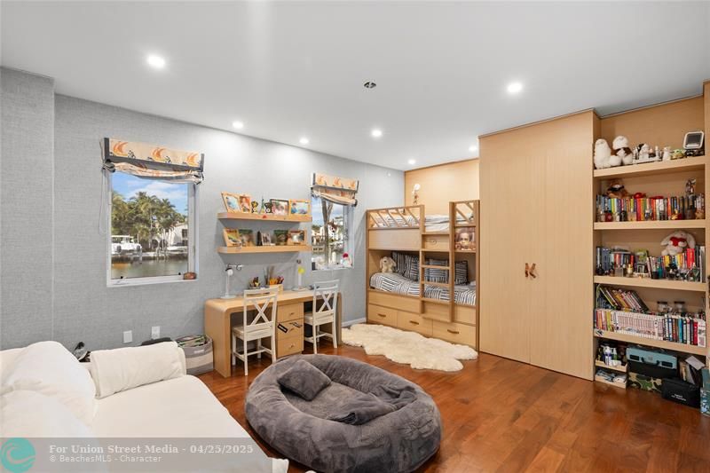 6001 Laguna Path S Miami Beach FL 33141