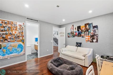 6001 Laguna Path S Miami Beach FL 33141