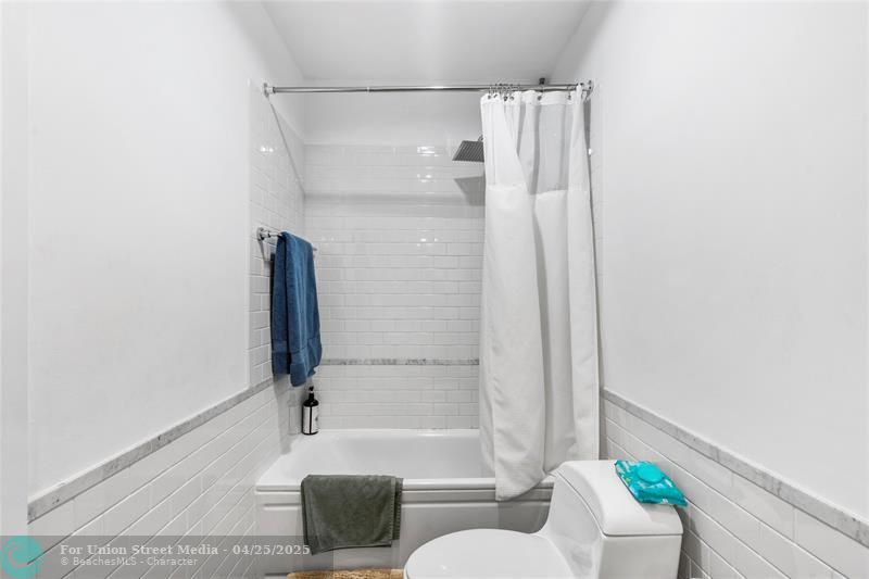 6001 Laguna Path S Miami Beach FL 33141