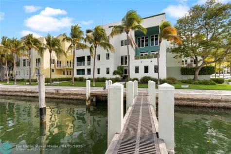 6001 Laguna Path S Miami Beach FL 33141