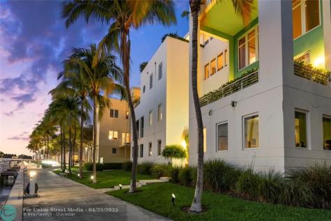 6001 Laguna Path S Miami Beach FL 33141