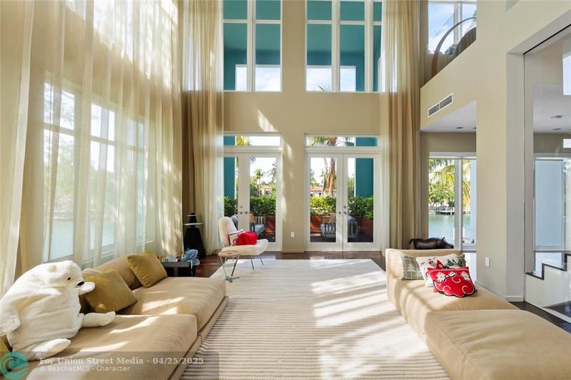 6001 Laguna Path S Miami Beach FL 33141