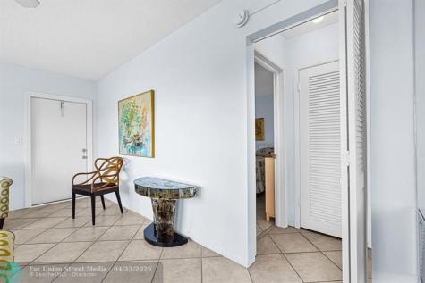 1900 NE 8th Court Fort Lauderdale FL 33304