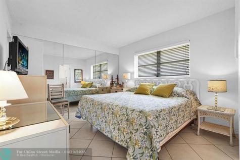 1900 NE 8th Court Fort Lauderdale FL 33304