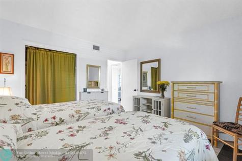 1900 NE 8th Court Fort Lauderdale FL 33304