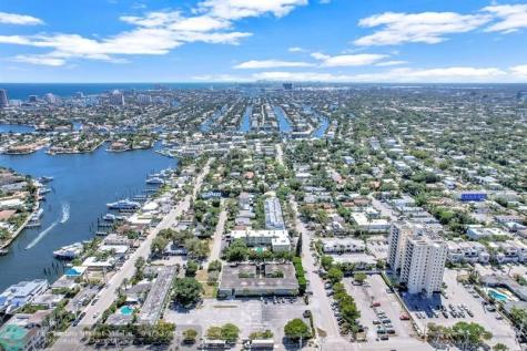 1900 NE 8th Court Fort Lauderdale FL 33304