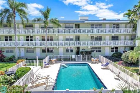 1900 NE 8th Court Fort Lauderdale FL 33304