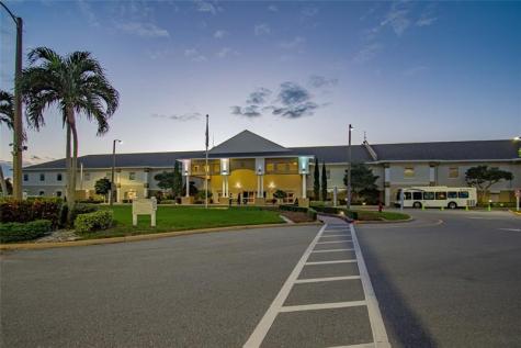 235 Kent N West Palm Beach FL 33417