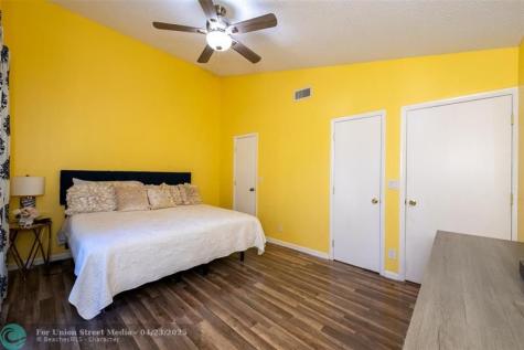 3022 Lucerne Park Drive Greenacres FL 33467