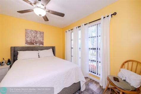 3022 Lucerne Park Drive Greenacres FL 33467