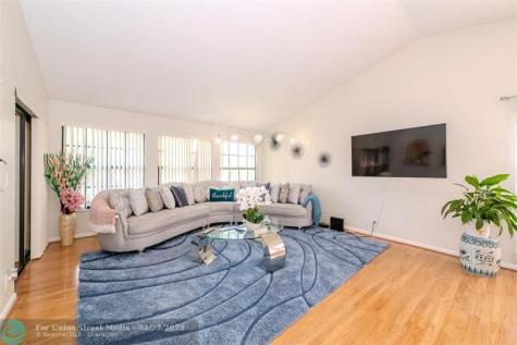 3022 Lucerne Park Drive Greenacres FL 33467