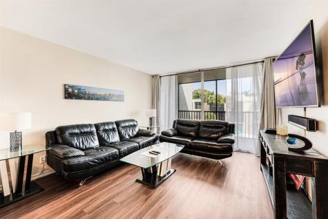 6 Royal Palm Way Boca Raton FL 33432