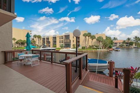 6 Royal Palm Way Boca Raton FL 33432