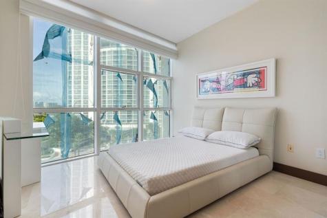 18101 Collins Avenue Sunny Isles Beach FL 33160
