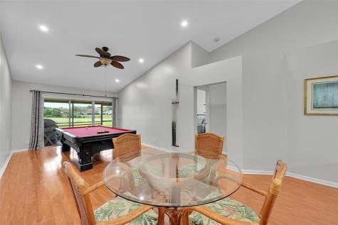 7428 S Pinewalk Drive S Margate FL 33063