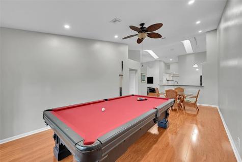 7428 S Pinewalk Drive S Margate FL 33063