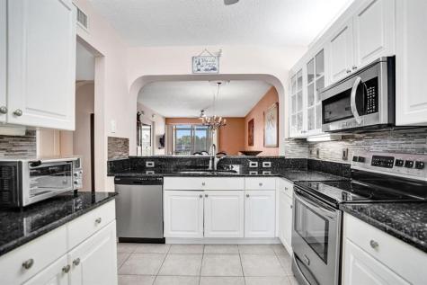 7635 Southampton Terrace Tamarac FL 33321