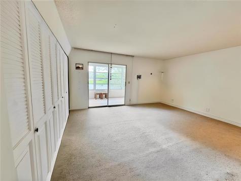 2029 Cambridge B Deerfield Beach FL 33442