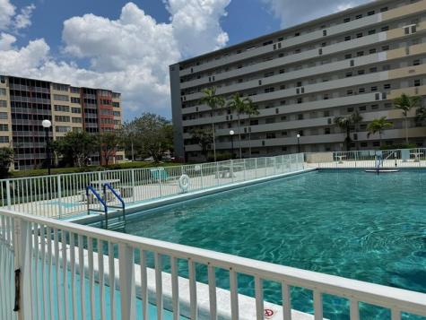 1770 NE 191st Street Miami FL 33179