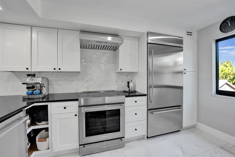 240 Captains Walk Delray Beach FL 33483