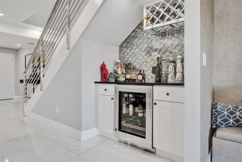 240 Captains Walk Delray Beach FL 33483