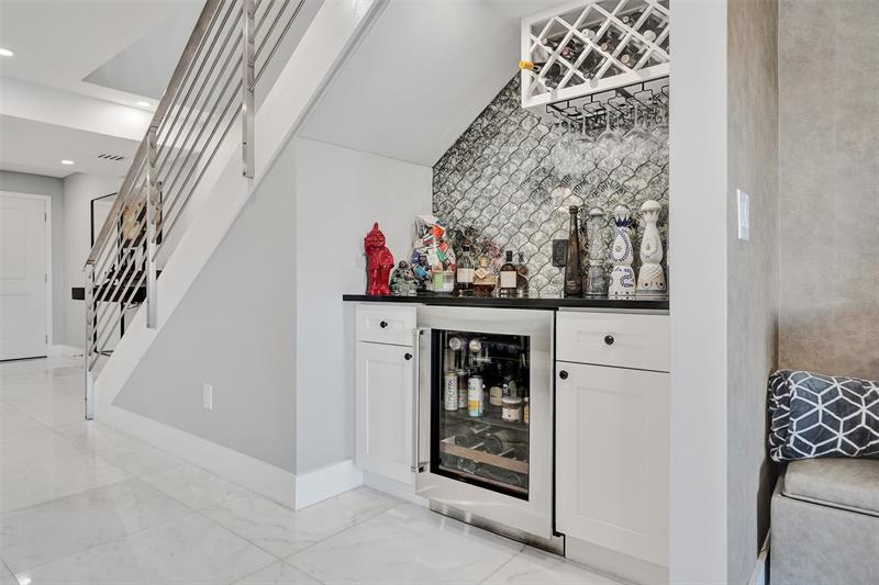 240 Captains Walk Delray Beach FL 33483