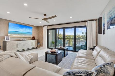 240 Captains Walk Delray Beach FL 33483