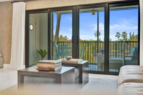 240 Captains Walk Delray Beach FL 33483